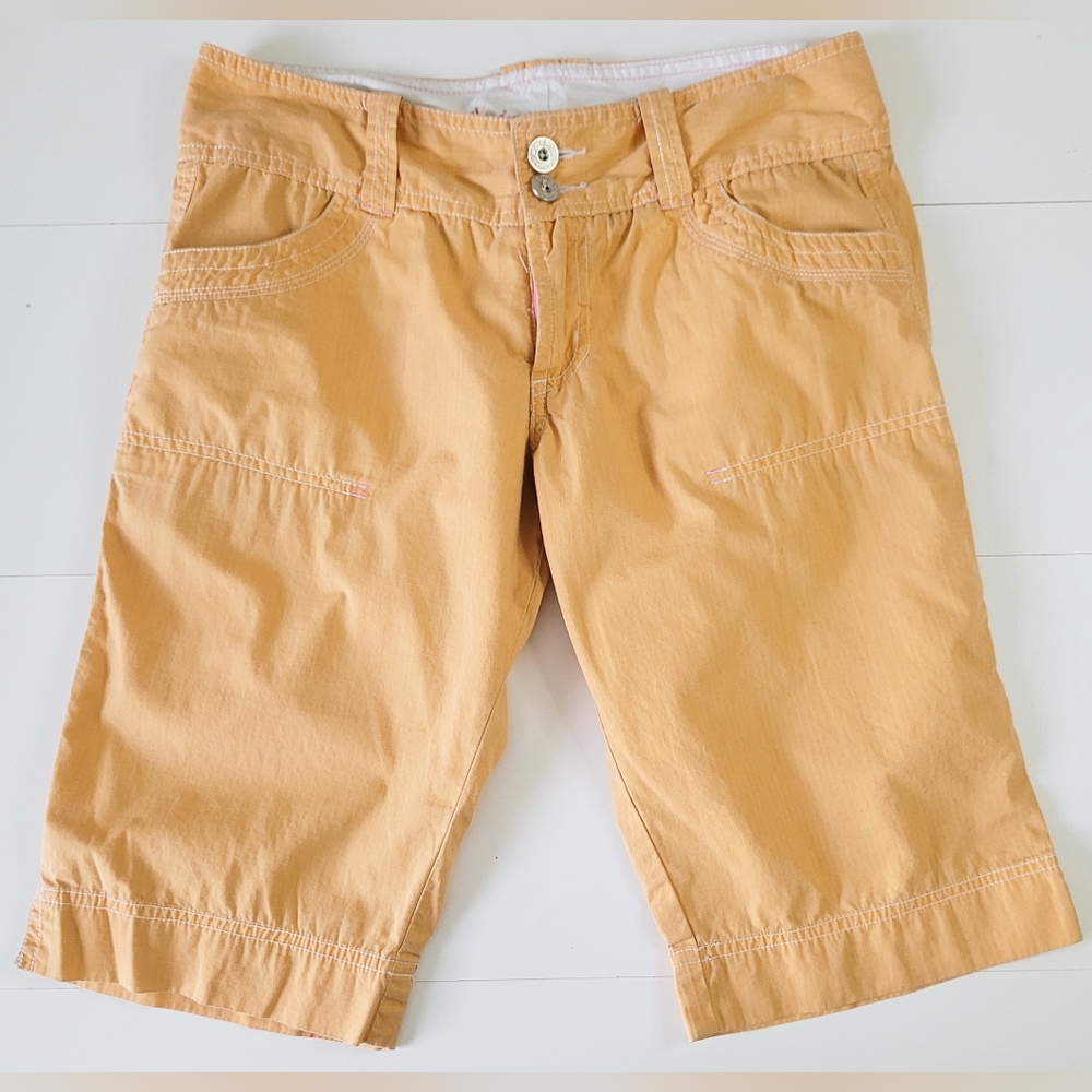 Womens Bermuda Shorts It's in your genes Juniors Size 9